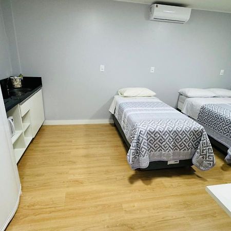 Studio Proximo Ao Centro Chapecó Exteriör bild